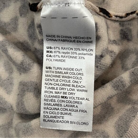 Chico’s Women's Cheetah Animal Print Crewneck Pullover Sweater Size Large - Picture 8 of 8